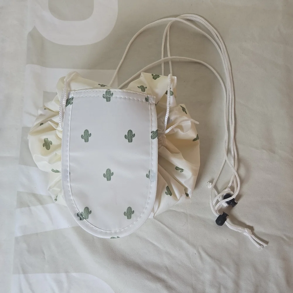 White Makeup Organizer Drawstring Bag with Cactus Print